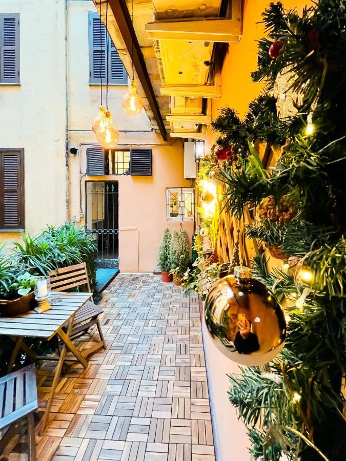 Trevi Fountain Luxury Guest House โรม ภายนอก รูปภาพ